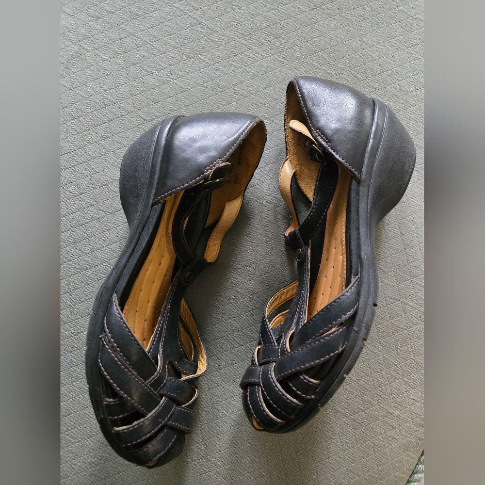 Clarks Unstructured Black Leather Sandals 6M